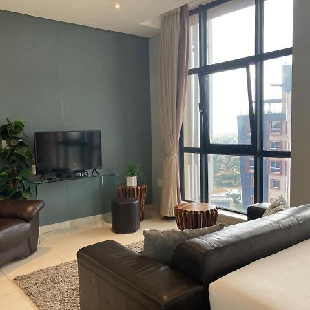 Urban Awe Apartment- Itowers 18Th Floor Gaborone Ngoại thất bức ảnh