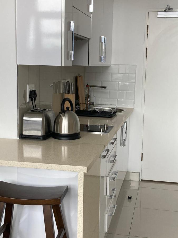 Urban Awe Apartment- Itowers 18Th Floor Gaborone Ngoại thất bức ảnh